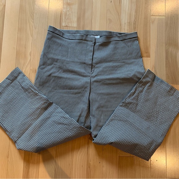 EUC Smart Set White & Black Checkered Dress Capris - size 9 - Picture 1 of 6